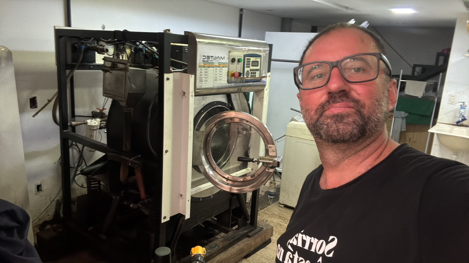 Manutenção de máquina industrial